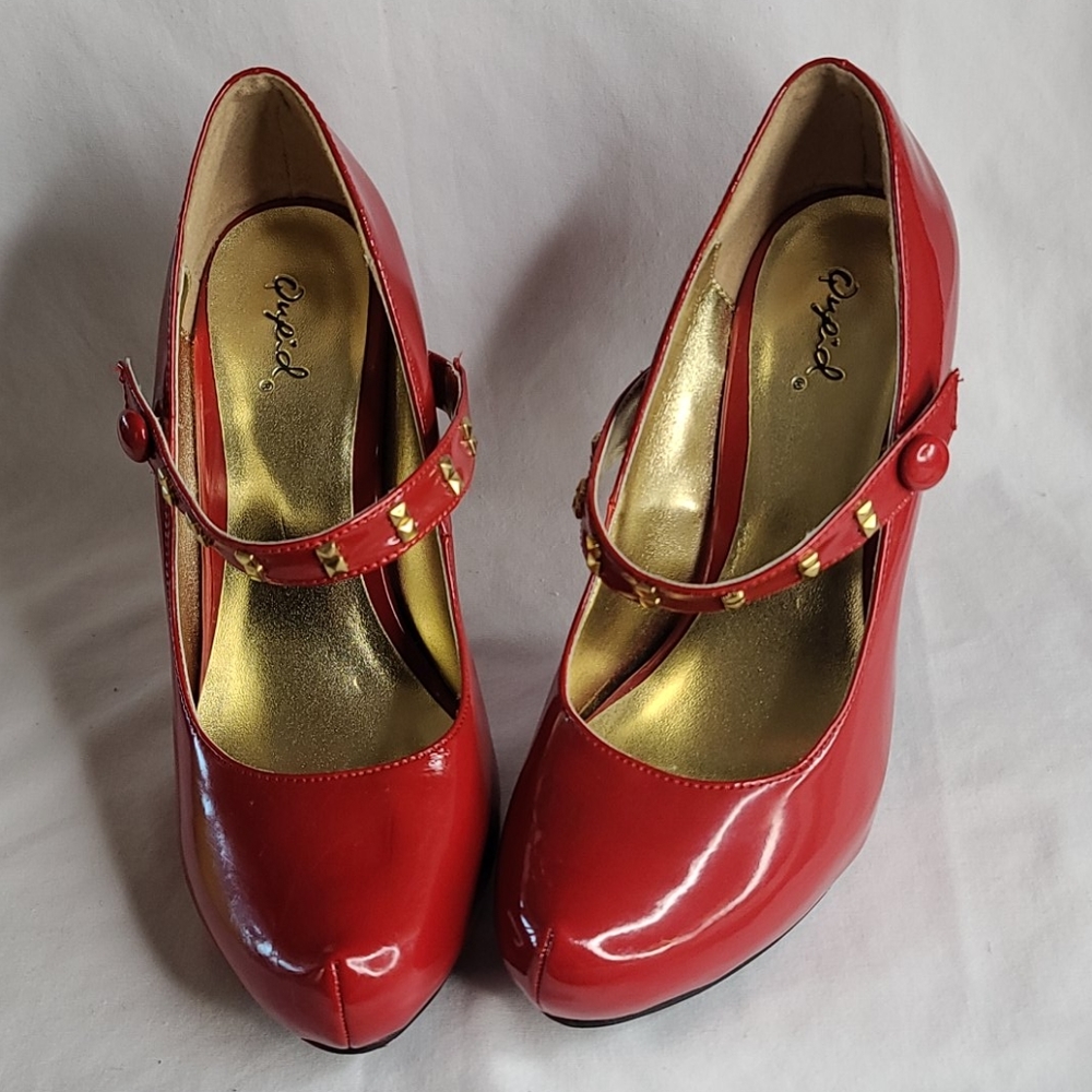 Qupid Red high heel shoes